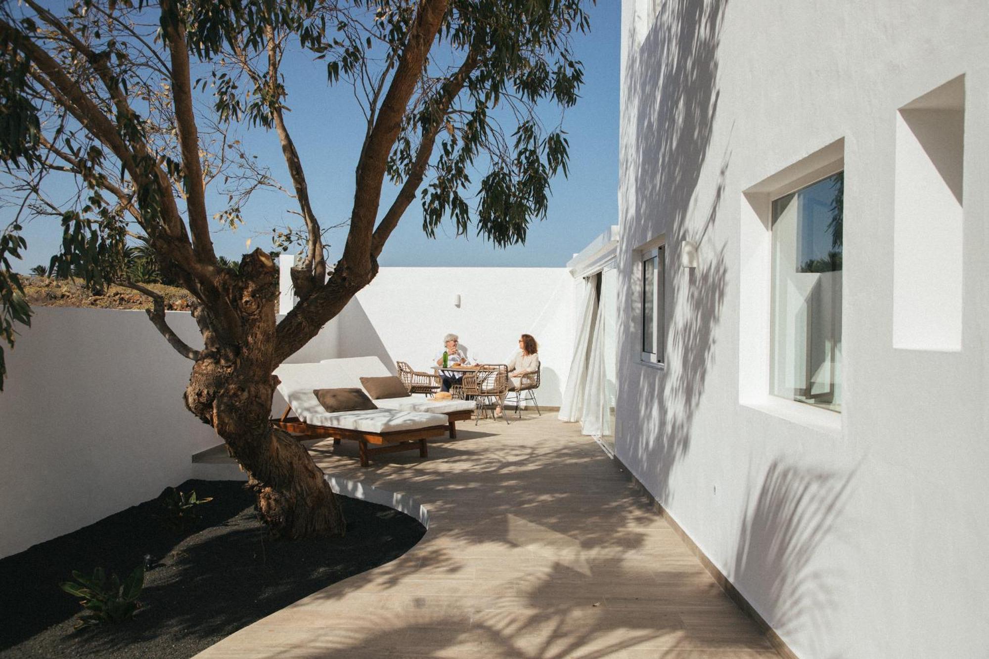 Alava Suites Costa Teguise Dış mekan fotoğraf